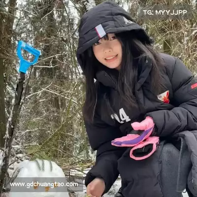 史彤谨